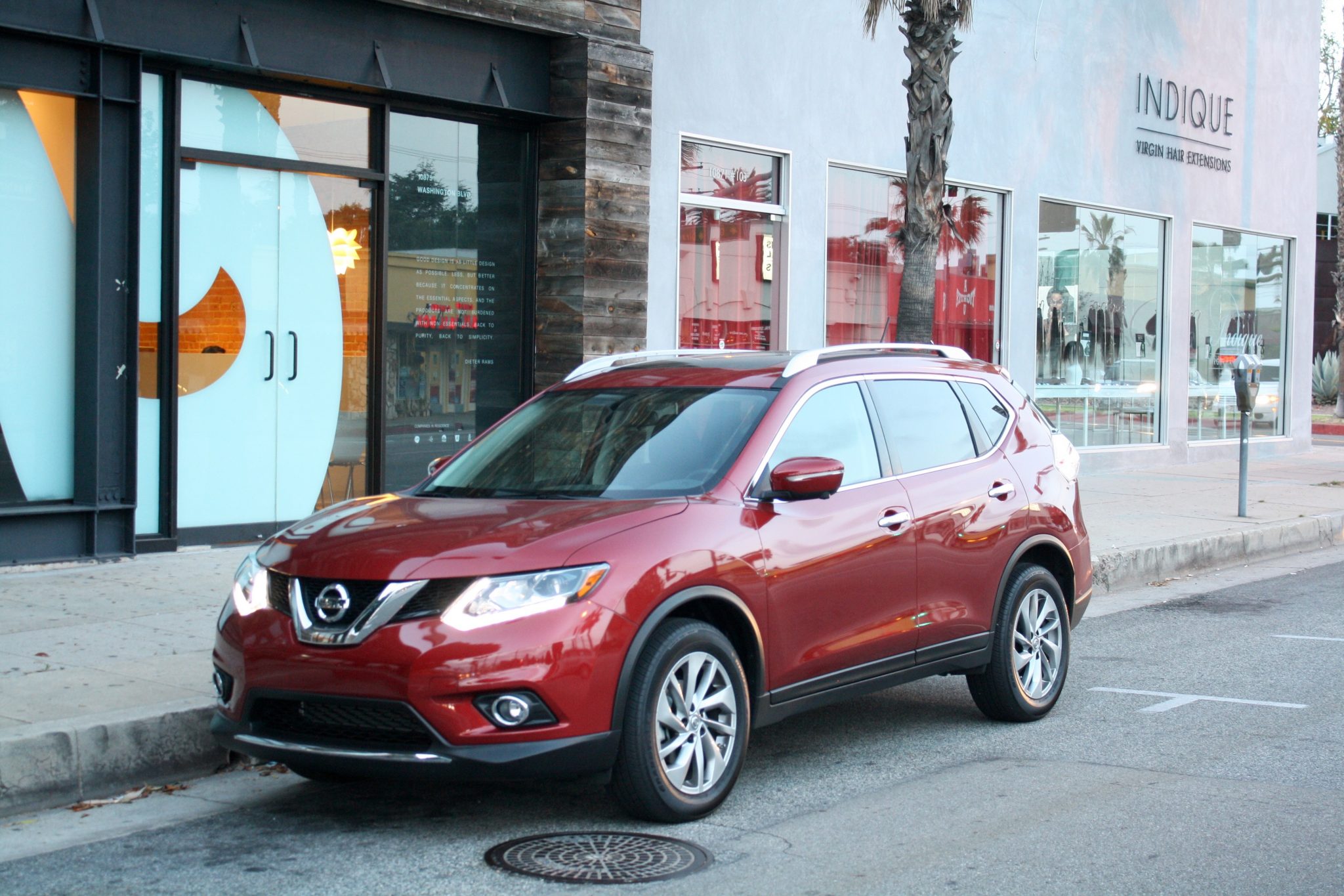 2015 Nissan Rogue SL Red