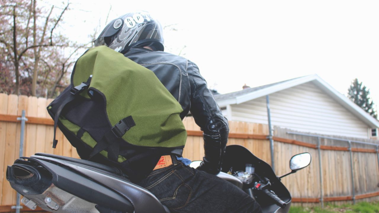 commuter sling bag