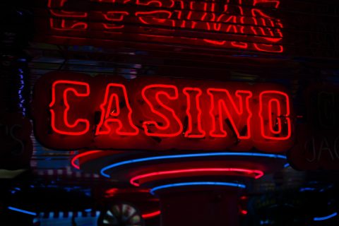 red online Casino neon sign turned on