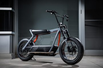 E-bike black and grey electric minibike