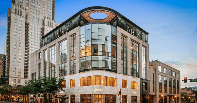 ARLA restaurant Gold Coast Chicago open-air terrace skyline